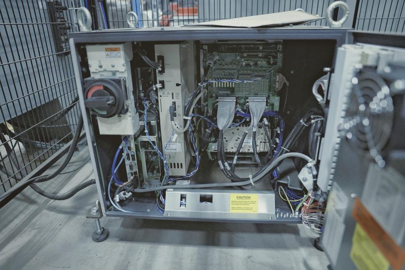 Yaskawa Motoman GP25-12 Robots (1) – YRC1000 Controllers, Mech-Mind 3D Vision, Bin Picking, Integrated Safety Cells, 2022