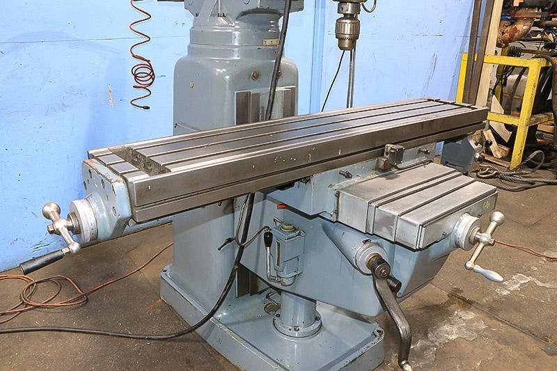 CLAUSING-KONDIA VERTICAL MILLING MACHINE MODEL: FV-300