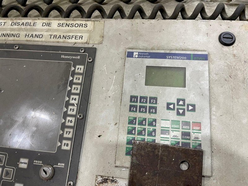 26" Minster Servo Feed MF 626-S/R