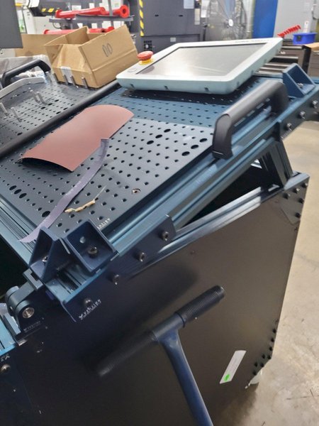 2018 UNIVERSAL ROBOTS UR10 Cobot - Dual Chuck Grippers, Flexible Loading System