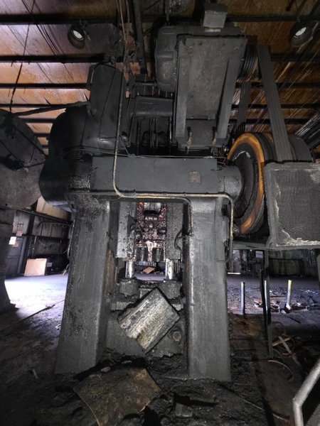 2500 TON NATIONAL MAXIPRESS FORGING PRESS. STOCK # 0758726