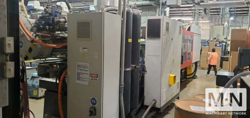 350 TON 53 OZ FERROMATIK MILACRON MODEL KTEC350 INJCTION MOLDER MFG 2013