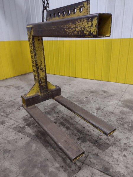 2,000 LB x 42&quot; x 36&quot; NATIONAL IND PALLET LIFTER CRANE ATTACHEMENT: STOCK #22368