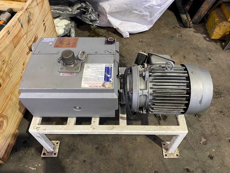 Becker U4100SA/K  Vacuum Pump