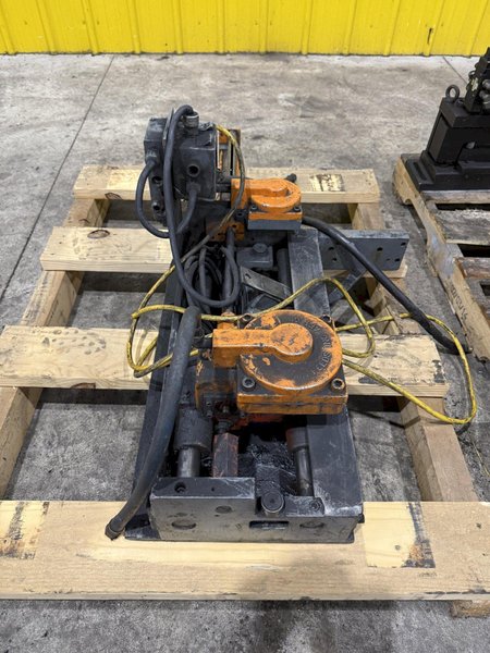 AIR FEED GRIP FEEDER: STOCK #23308