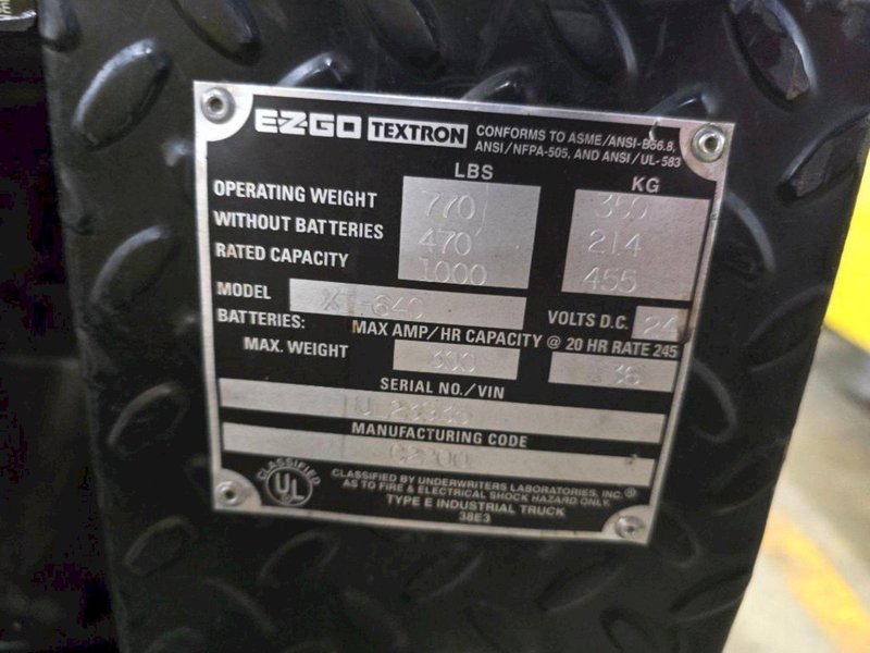 24 VOLT EZ-GO MODEL XI-640 TEXTRON CHASER/TUGGER CART #48: YOBRO #24642