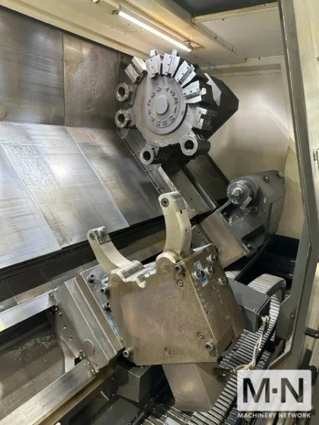 Hyundai Wia L800LA CNC Turning Center, 2011 - Less Than 5200 Hours!