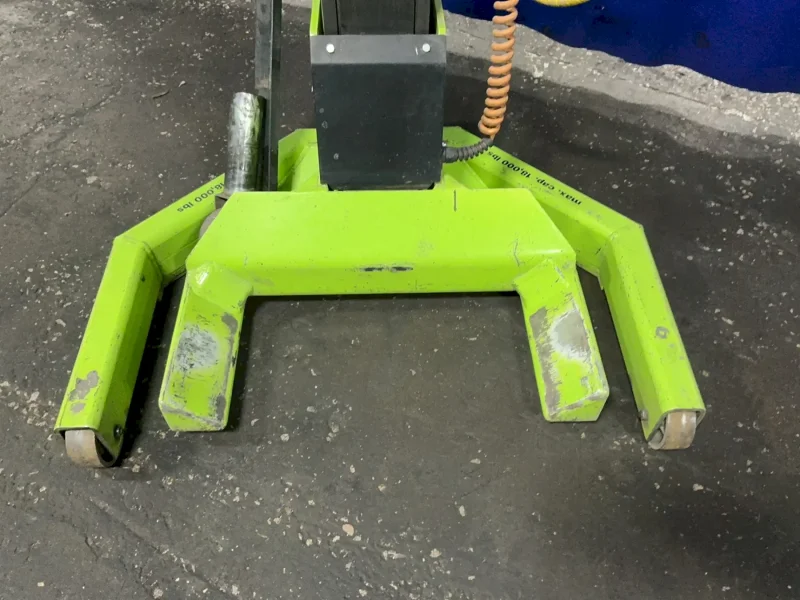 ARI-HETRA 4 @ 18000 LBS SET OF 4 MOBILE COLUMN LIFTS  -  10 AE