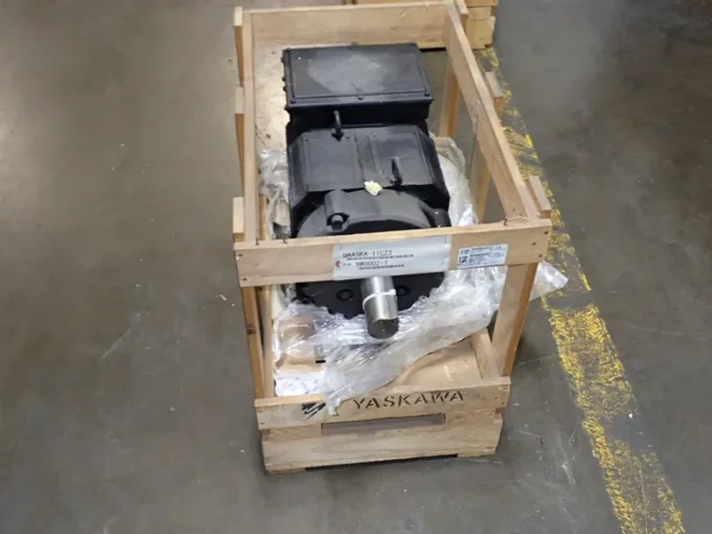 Yaskawa Ac Spindle Motor  - Uaaska-11cz3