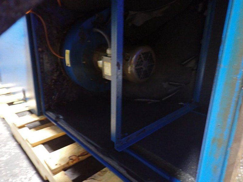 TORIT DUST COLLECTOR   -  MDV-3000