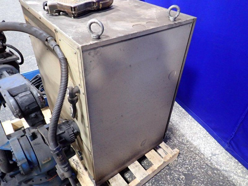 YASKAWA MOTOMAN ROBOT  -  MOTOMAN-MH6
