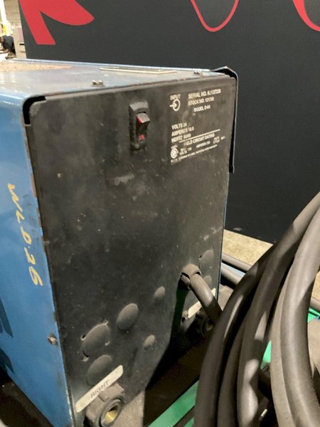 MILLER CP-302 WELDER W 60SERIES WIRE FEEDER USED