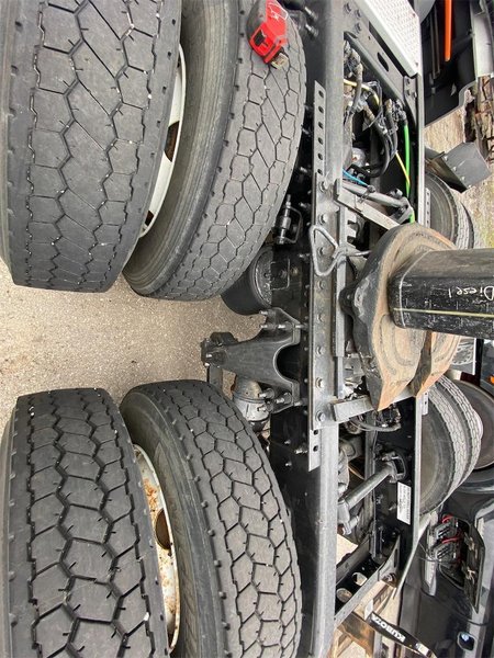 2018 International LT625 3HSDZAPR9JN532736