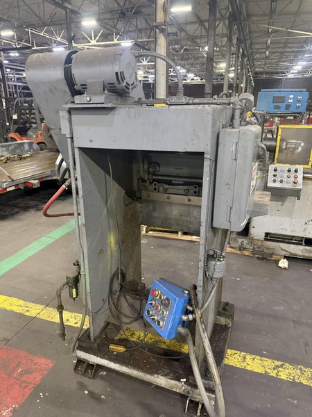 24" X 10 GA LODGE &amp; SHIPLEY MODEL #S-25CT24 MECHANICAL SHEAR : YOBRO 25243