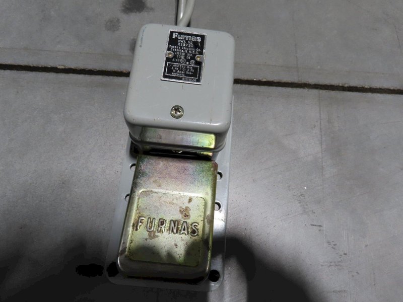 Levin Model 22402 Control Unit for Levin Lathe- Auction Item