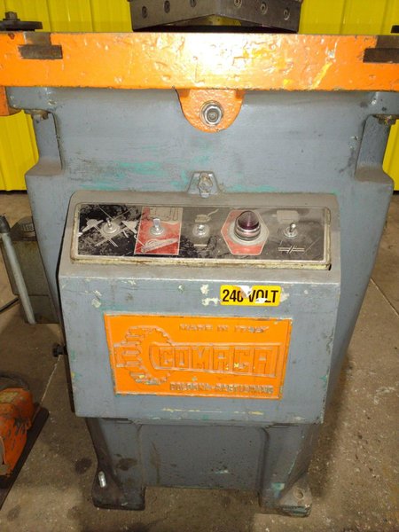 9&quot; x 9&quot; x 3/16&quot; COMACA HYDRAULIC PUNCH &amp; CORNER NOTCHER: STOCK #11842