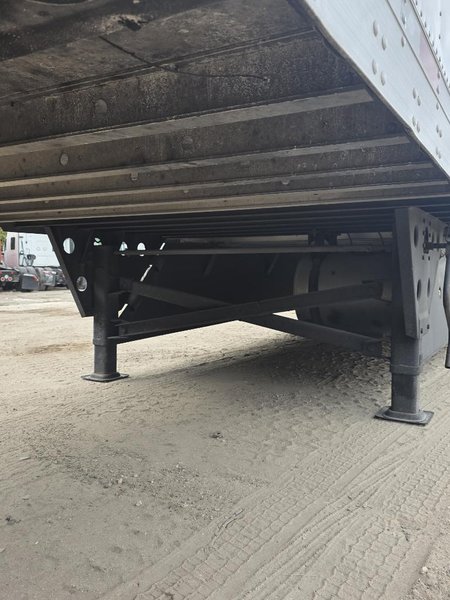 2022 Utility 53 x 102 1UYVS2534N2632821