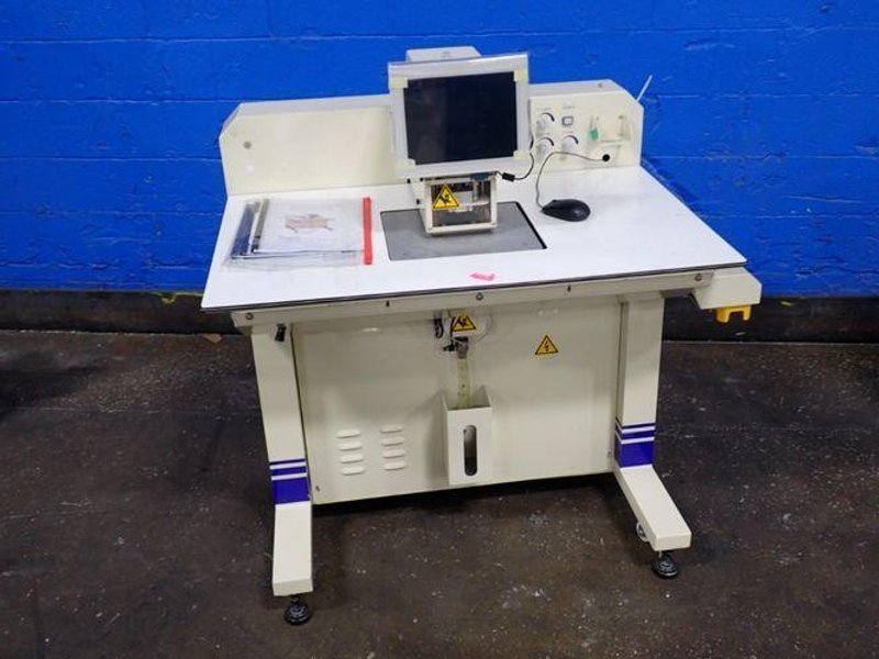 39" X 24" NAMEPLATE GUIDE HOLE PUNCHING MACHINE   -  AP-320N