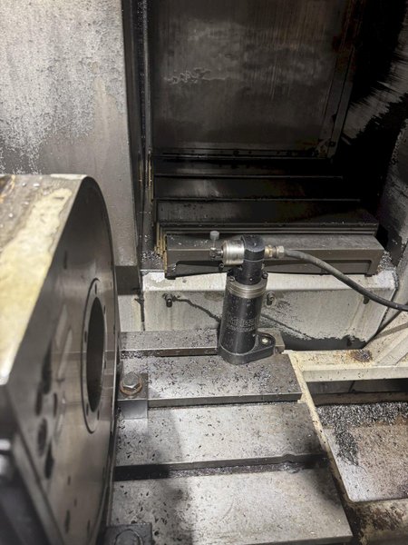 2011 Mazak VTC-200G Used CNC Vertical Machining Center For Sale