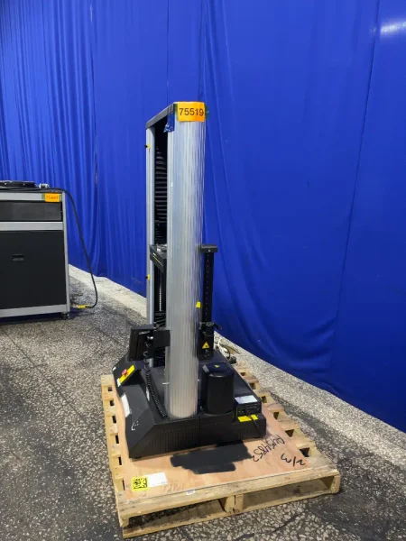 INSTRON 450 LBS UNIVERSAL TESTING MACHINE   -  5564-STANDARD