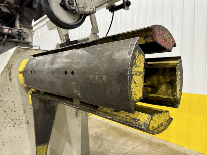 10,000 LBS X 40” ROWE MODEL #10040 UNCOILER / COIL REEL: STOCK #20333