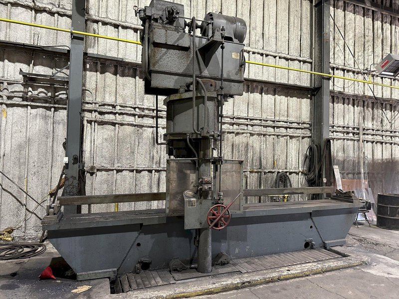 400 TON X 18' VERSON TRAVELING HEAD HYDRAULIC STRAIGHTENING PRESS: STOCK #23095