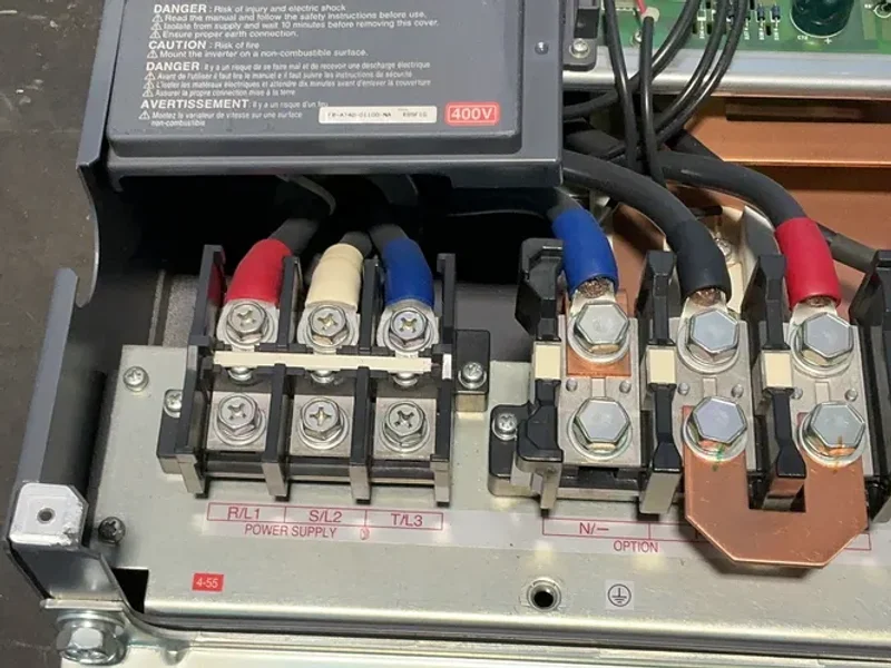 MITSUBISHI INVERTER DRIVE  -  FR-A740-01100-NA