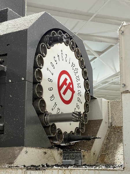 2013 Haas VM-6 Used CNC Vertical Machining Center For Sale