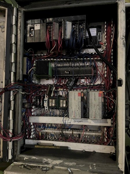 Hunter model hmp 20c automatic molding machine s/n A87D994, 20&quot; x 24&quot; opp, with Scientific Tech. model rm-2mc plc controls,