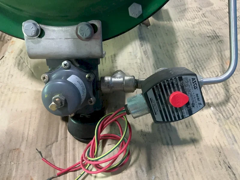 FISHER D4 CL1500 CONTROL VALVE   -  D4 (SPRING-TO-CLOSE)