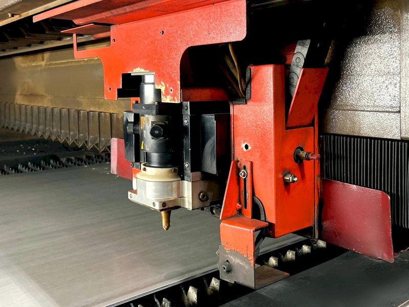 Bystronic Byspeed 3015 CO2 Laser