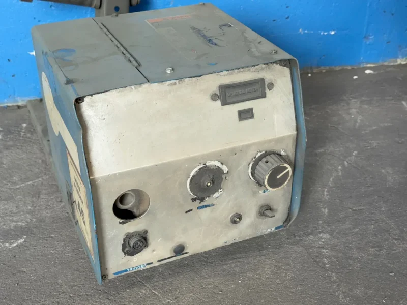 MILLER WIRE FEEDER  -  24A