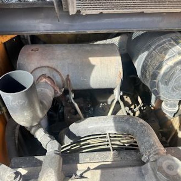 Case 440CT Compact Track Loader, 2007 – 3,000 LB ROC, Enclosed Cab, 83 HP Diesel, 2-Speed