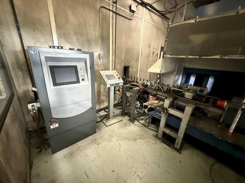 NORDSON POWDER COAT PAINT SYSTEM WITH FEEDER &amp; I-CONTROL: YOBRO #26271