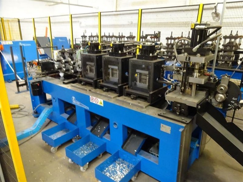 Tecnoma - punching &amp; bending installation hooks