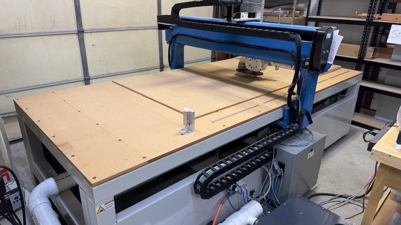 5′ x 8′ ShopSabre Pro 408 CNC Router, 2019 – 4th Axis Rotary, OptLaser, Vac Table, Low Hours