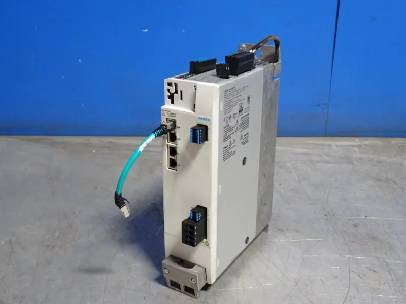 FESTO SERVO CONTROL   -  CMMT-AS-C12-11A-P3-MP-S1