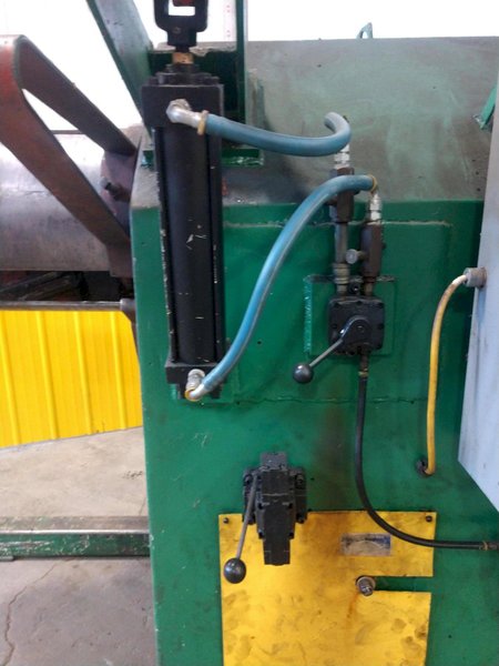 30,000 LB 15 TON X 36" SESCO MODEL #55-422 MOTORIZED UNCOILER COIL REEL: STOCK #14444