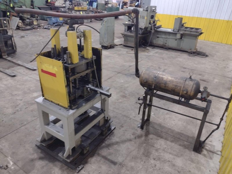 7 TON AIRAM ARDCOR PNEUMATIC 4 POST CUTOFF PRESS: YOBRO #25223