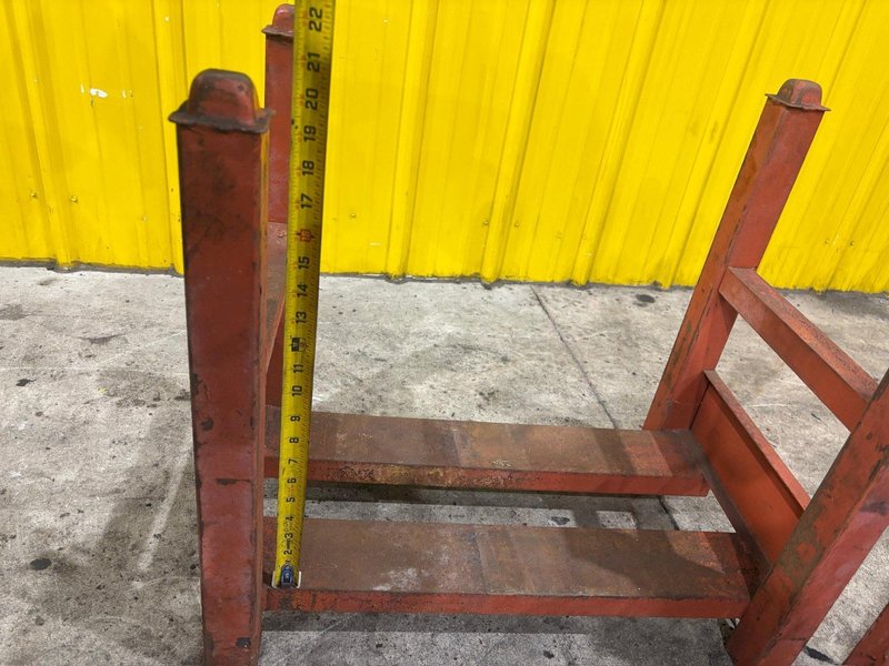 (24) 7,500 LBS MECO SSR4 STOCK RACKS: YOBRO #24449