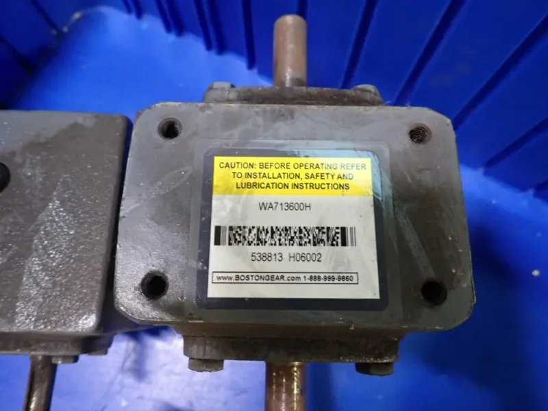 BOSTON GEAR RIGHT ANGLE WORM GEAR SPEED REDUCER   -  WA713600H