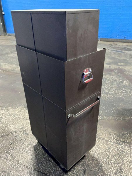 KENNEDY 12 DRAWERS TOOL CABINET   -  2600B-0218171