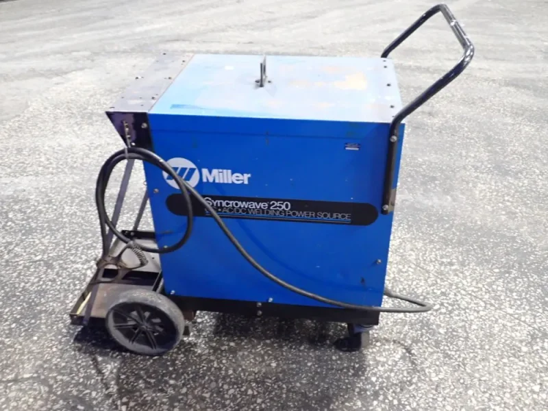 MILLER WELDING POWER SOURCE  -  SYNCROWAVE 250