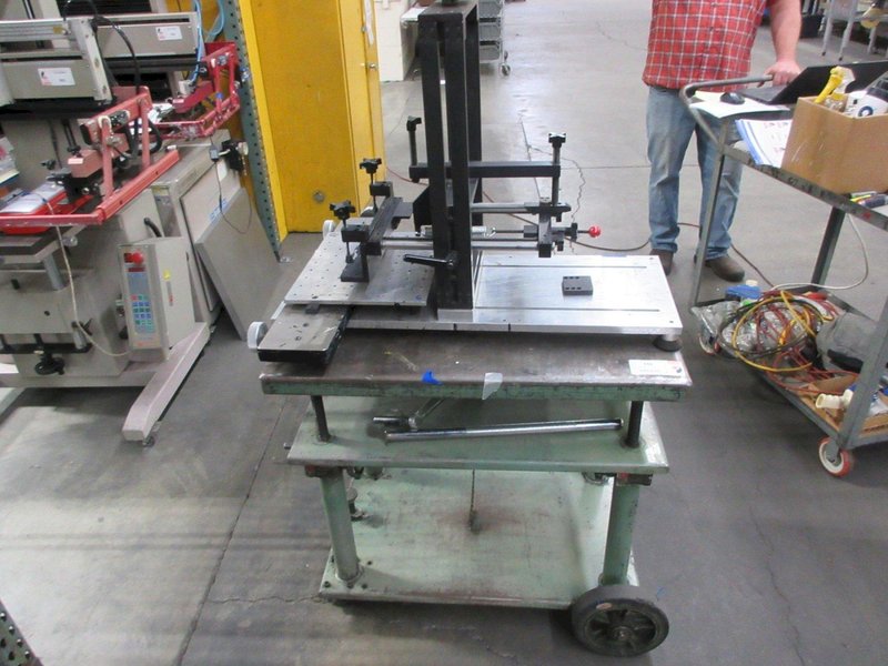 Adjustable Height Screw Lift Rolling Table with Multi Axis Fixtrure Table- Auction Item
