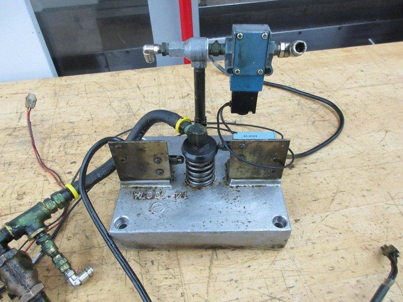 Used Haas VF Series 40 Taper TRP Assembly #30-0178