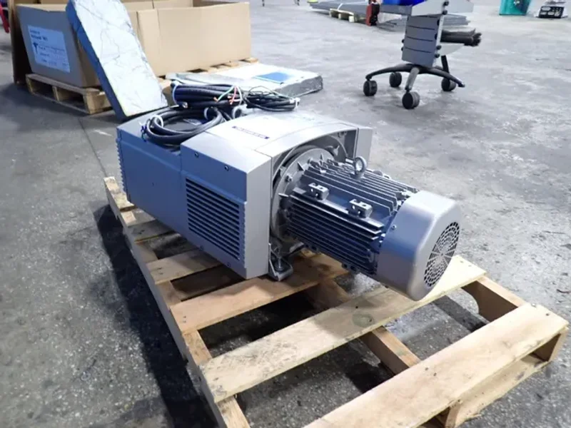 BECKER 98/112 M^3/H VACUUM PUMP  -  KVT 3.100