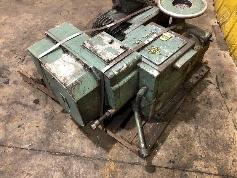 30 HP &amp; 50 TAPER PONTIAC MODEL MH30-TR7 VERTICAL MILLING HEAD: STOCK #13207