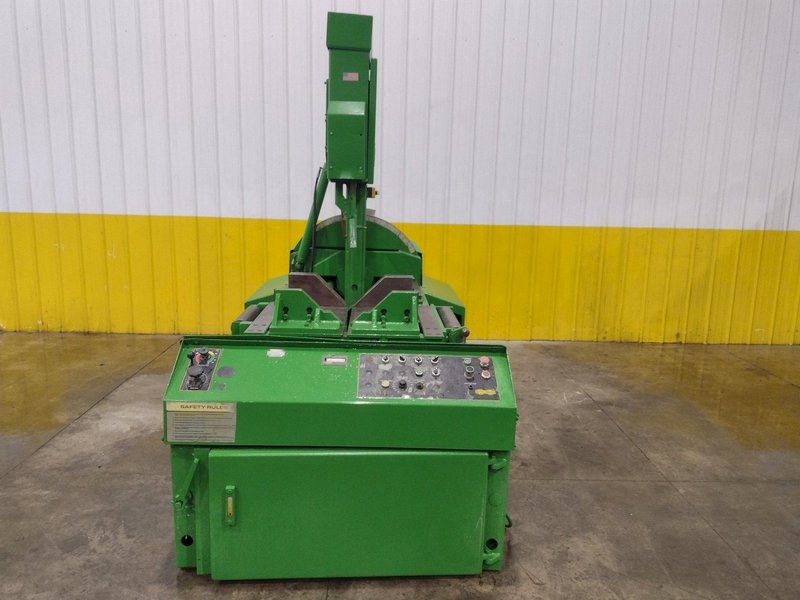18" X 20" HYD-MECH MODEL V18 SERIES II VERTICAL BAND SAW: STOCK #24965