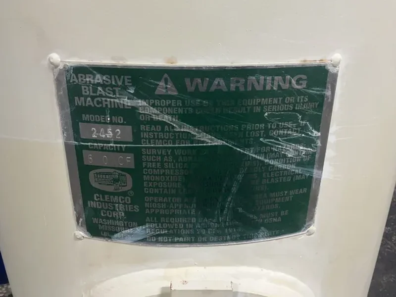 CLEMCO 600 LBS SHOT BLAST  -  2452