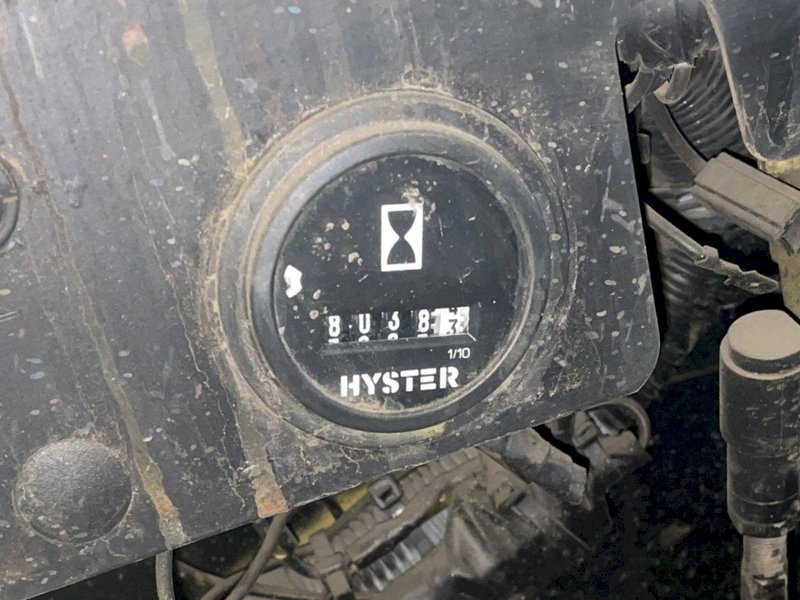 3,000 LBS CAPACITY HYSTER S30XL FORKLIFT: YOBRO #24396